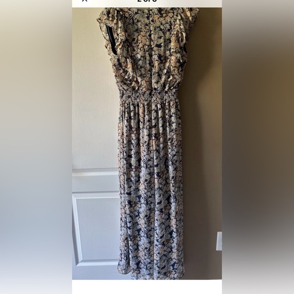 1. State Floral V-Neck Maxi Jumpsuit Navy and Peach. - Picture 8 of 9